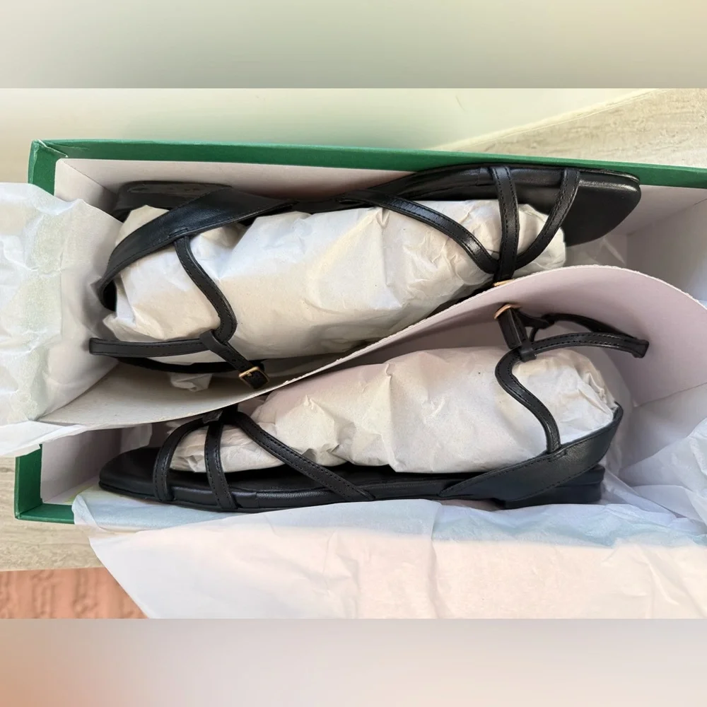 J. Crew NIB New Capri Buckle Sandals in Leather - Black - Picture 3 of 6